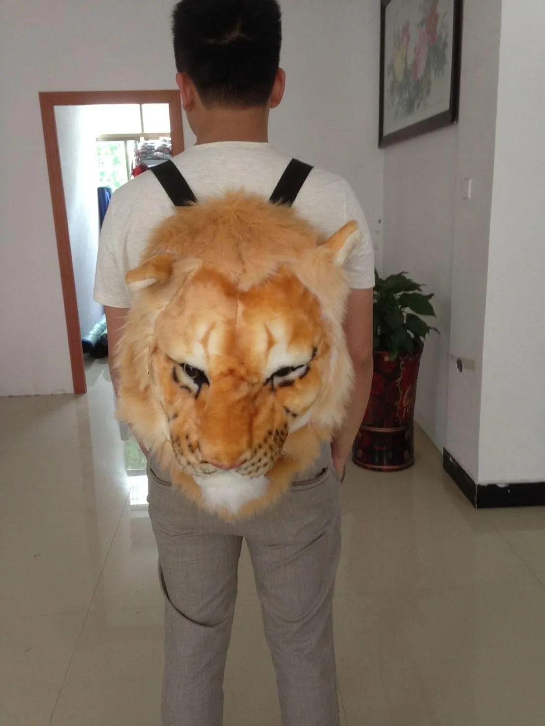 3D Animal Head Backpack Bag Backpack tiger/Lion/leopard/black bear Head Backpack Bag Knapsack and Wall Mount (lion)
