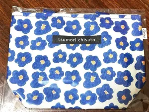 Curves Tsumori Chisato Lunch Tote with Blue Floral Print