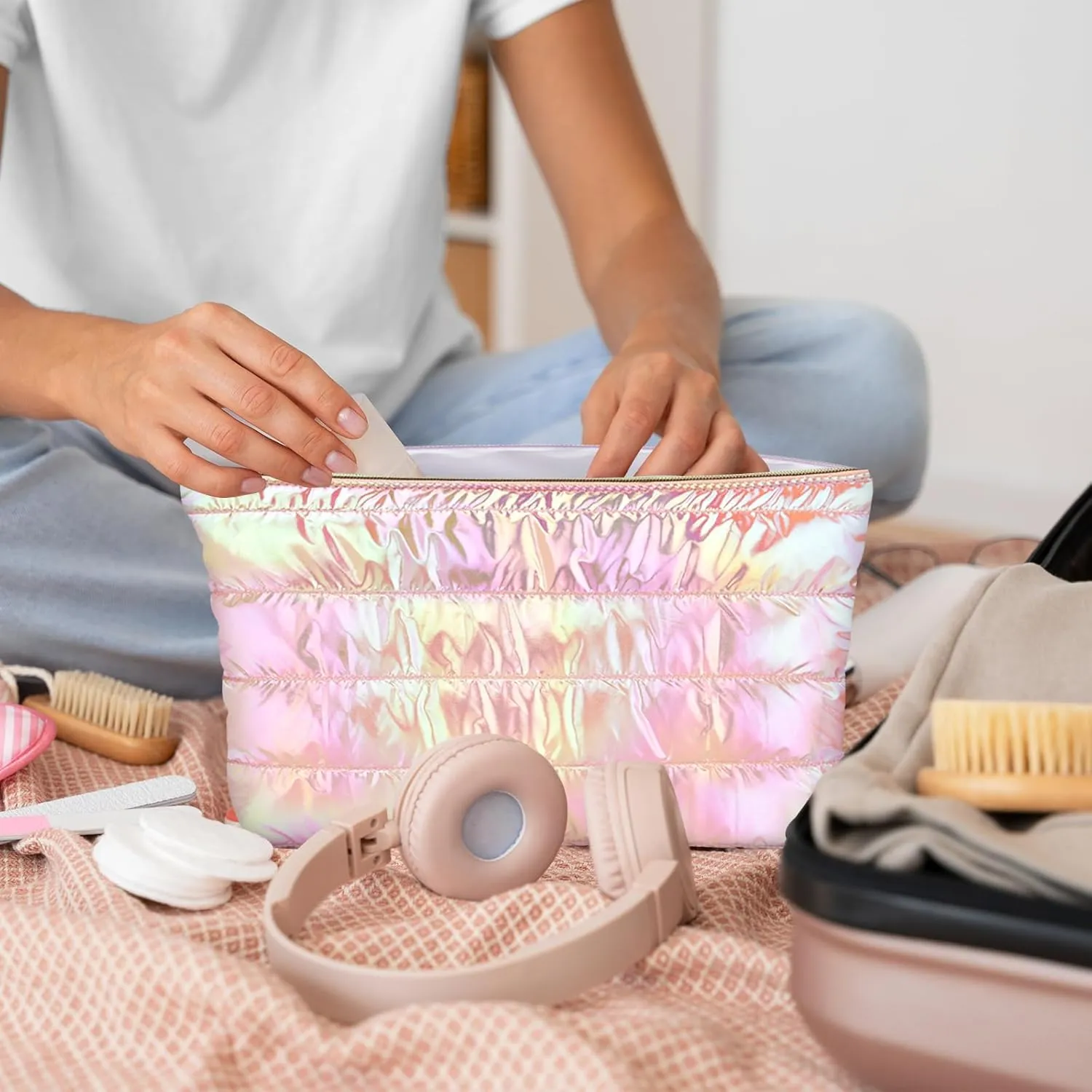 Hiroyuki Iridescent Makeup Bag, 14 inches Cosmetic Bag, Large Capacity Travel-Friendly Pouch (plain, pink)