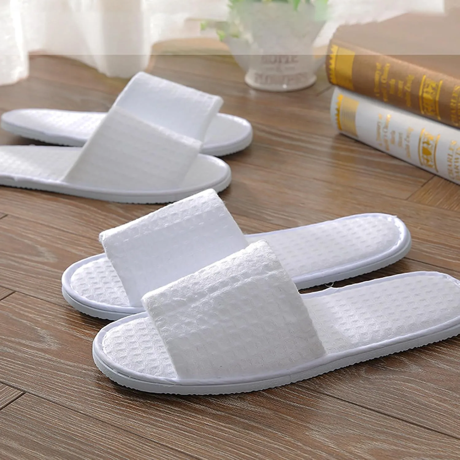 KHC-KHF Spa Slipper- 5 Pairs of Velvet Open Toe Slippers with Travel Bags- One Size Fit Most Men and Women for Spa