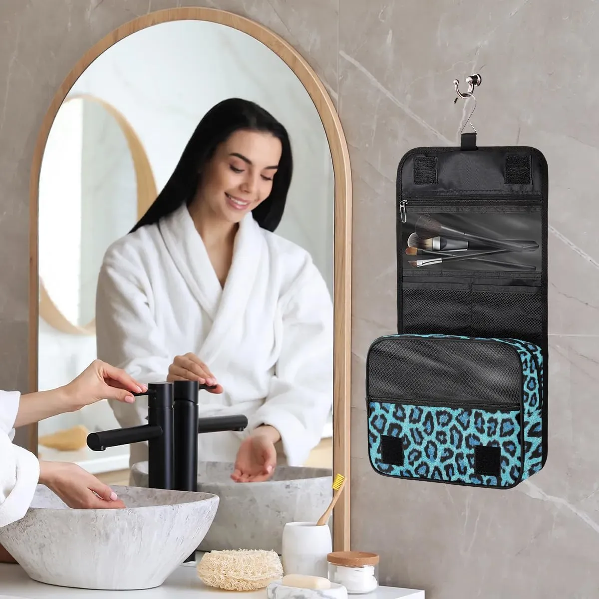 Personalized Travel Makeup Bag Cosmetic Bag for Woman Men,Custom Hanging Toiletry Makeup Bag with Handle Great DIY Gift for Boys and Girls Blue Leopard Print